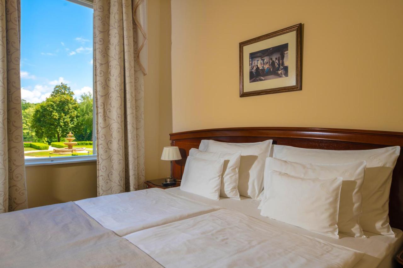 La Contessa Castle Hotel Сільвашварад Екстер'єр фото