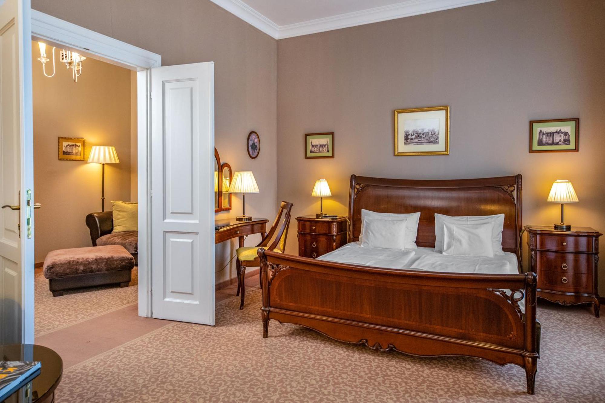 La Contessa Castle Hotel Сільвашварад Екстер'єр фото